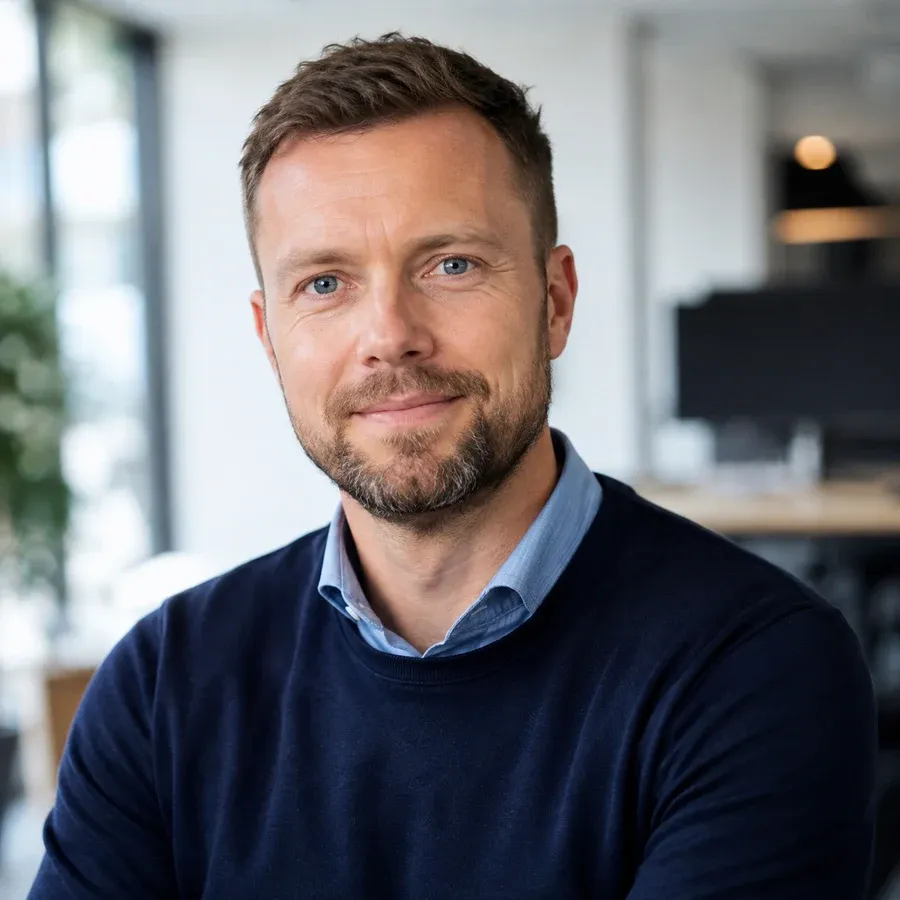 Portræt af Tobias, AgentFlows specialist i it-support og adgange